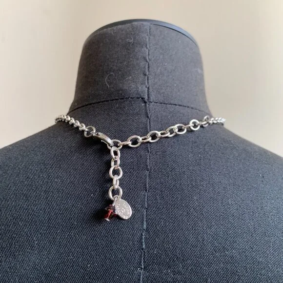 Tarina Tarantino Purple crystal VINTAGE butterfly necklace - Picture 7 of 8